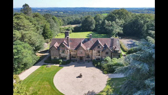 骏马传奇庄园 - 品牌故事 - 金宝博