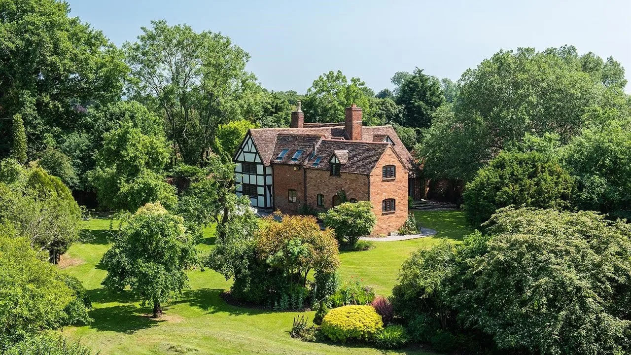 骏马传奇总部 - 关于我们 - 金宝博